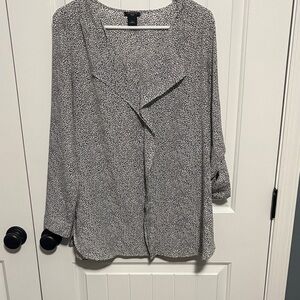 Ann Taylor Black and White Speckled Blouse LP